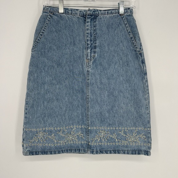 Gloria Vanderbilt Dresses & Skirts - Gloria Vanderbilt‎ Denim Skirt Eyelet Floral Embroidery Boho Cottagecore Size 6